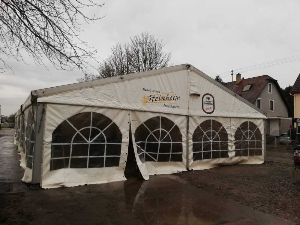 Foto: Aluminium-Festzelt mit Anbau 25m x 10 m inkl. Anbau 15m x 3m