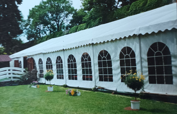 Foto: Festzelt 6x21 m
