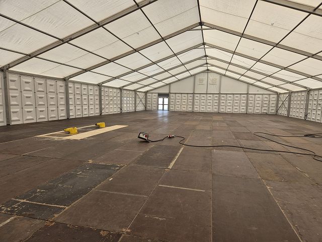 Foto: Gebrauchte Zelthalle 20 x 80 m inkl. Kassettenboden