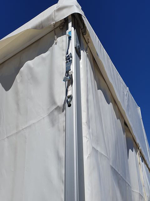 Foto: erh�htes Zelt 10x25m gebraucht