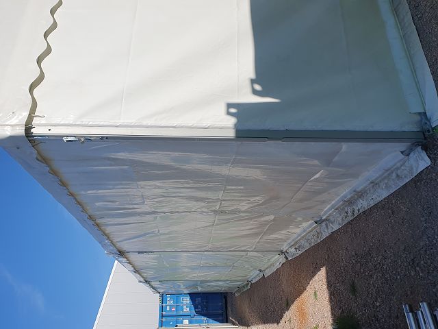 Foto: erh�htes Zelt 10x25m gebraucht