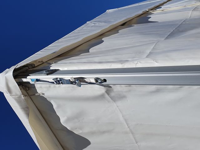Foto: erh�htes Zelt 10x25m gebraucht
