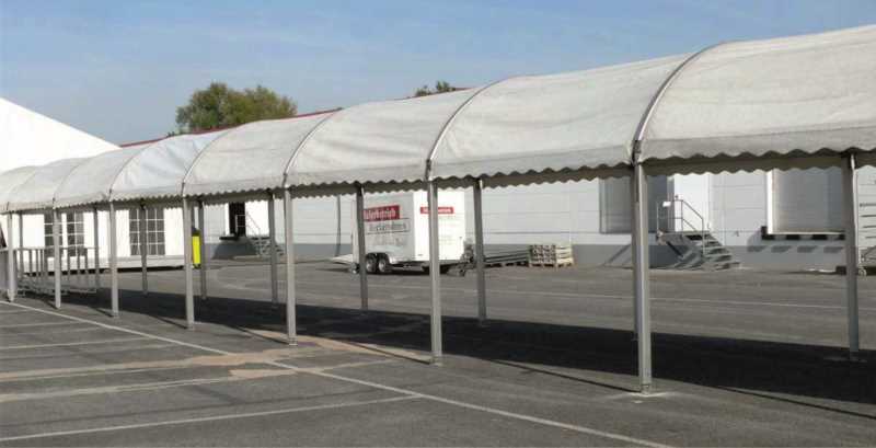 Foto: Rundbogenzelte / Gangway 3x30 m oder einzeln, opt. Boden